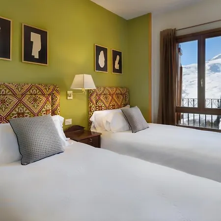 Montesqui Formigal, Exclusivo Atico Con Vistas A Pistas, Guardaesquis Y Garaje Formigal